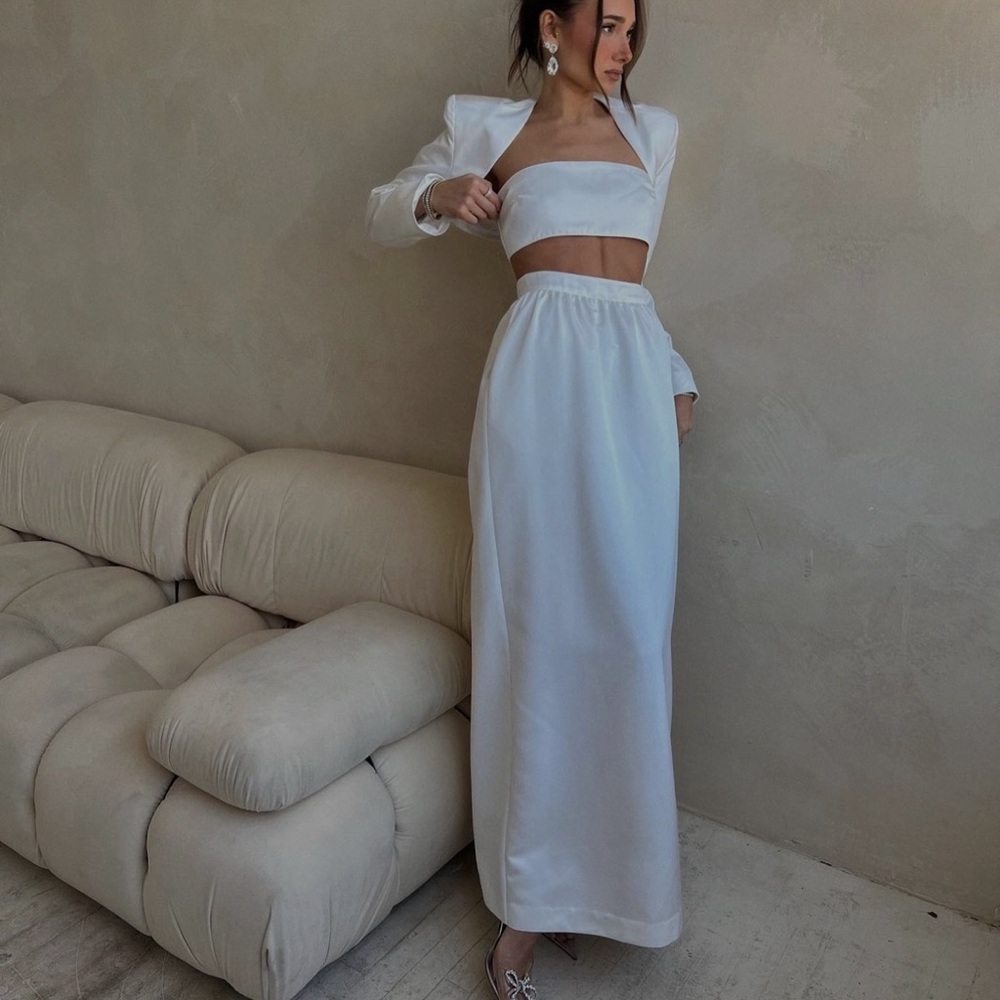 Three piece bridal set!